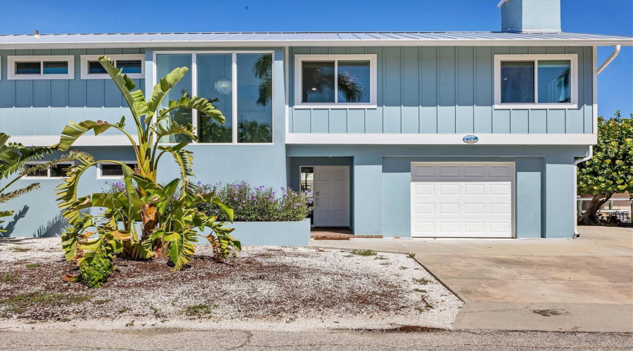 Longboat Key, Florida 34228, 2 Bedroom Bedrooms, ,2 Bathroombathrooms,Residential,For Sale,Tarawitt,0,Mfra4684674