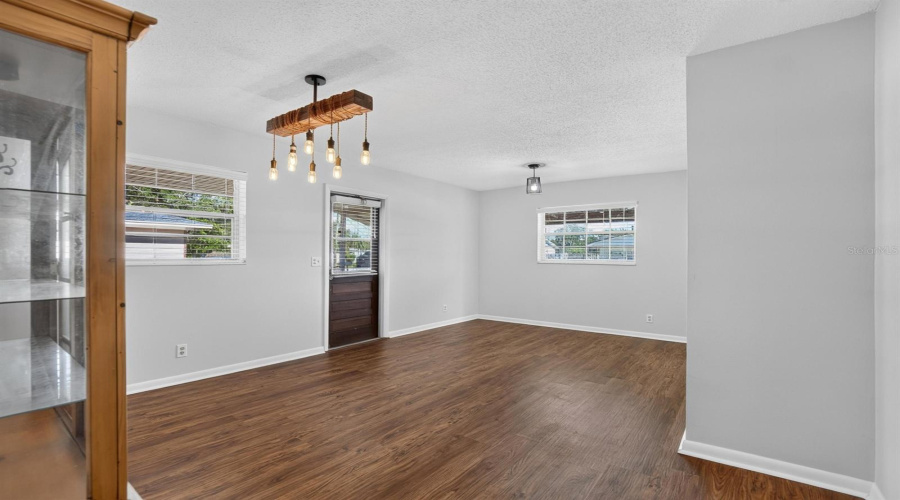 Brandon, Florida 33510, 3 Bedroom Bedrooms, ,2 Bathroombathrooms,Residential,For Sale,Alma,0,Mfrtb8543028