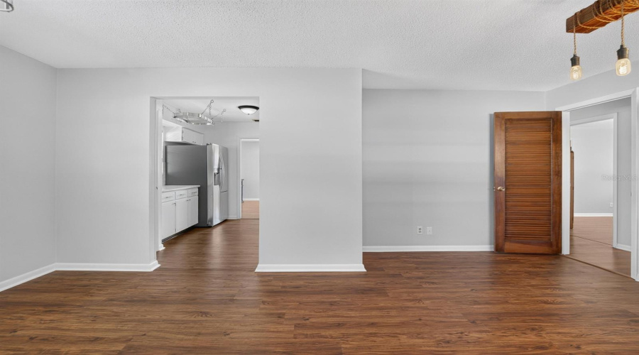 Brandon, Florida 33510, 3 Bedroom Bedrooms, ,2 Bathroombathrooms,Residential,For Sale,Alma,0,Mfrtb8543028