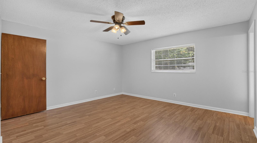 Brandon, Florida 33510, 3 Bedroom Bedrooms, ,2 Bathroombathrooms,Residential,For Sale,Alma,0,Mfrtb8543028