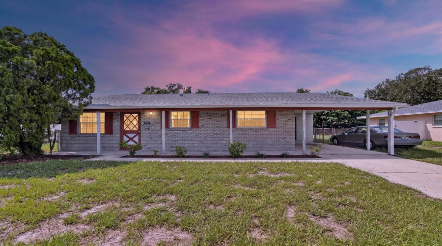 Brandon, Florida 33510, 3 Bedroom Bedrooms, ,2 Bathroombathrooms,Residential,For Sale,Alma,0,Mfrtb8543028