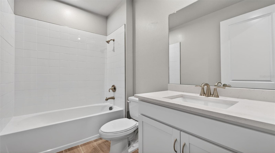 Secondary Bedroom Main