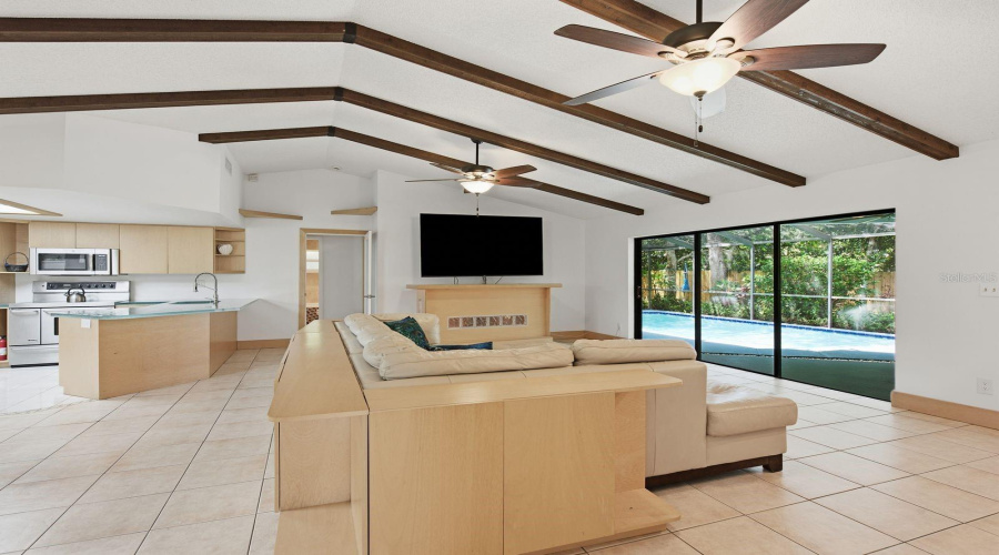 Clearwater, Florida 33761, 3 Bedroom Bedrooms, ,2 Bathroombathrooms,Residential,For Sale,Fair Green,0,Mfrtb8535960