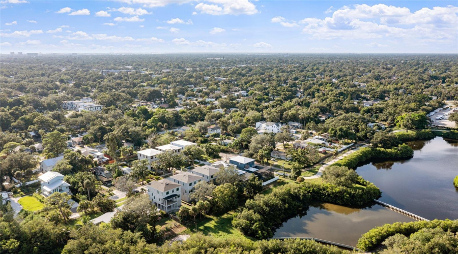 Gulfport, Florida 33711, 4 Bedroom Bedrooms, ,4 Bathroombathrooms,Residential,For Sale,Quincy,0,Mfrtb8542770