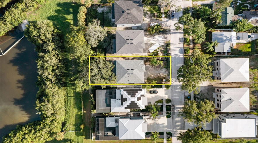 Gulfport, Florida 33711, 4 Bedroom Bedrooms, ,4 Bathroombathrooms,Residential,For Sale,Quincy,0,Mfrtb8542770