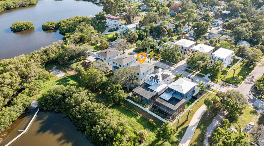 Gulfport, Florida 33711, 4 Bedroom Bedrooms, ,4 Bathroombathrooms,Residential,For Sale,Quincy,0,Mfrtb8542770