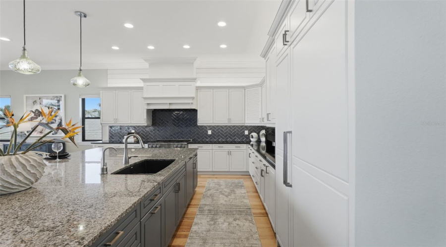 Redington Beach, Florida 33708, 5 Bedroom Bedrooms, ,4 Bathroombathrooms,Residential,For Sale,Gulf,0,Mfrtb8530265