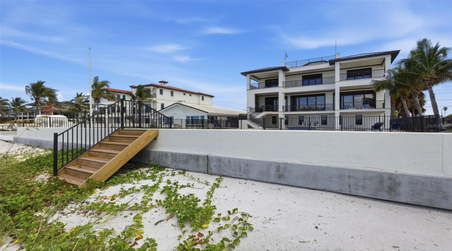 Redington Beach, Florida 33708, 5 Bedroom Bedrooms, ,4 Bathroombathrooms,Residential,For Sale,Gulf,0,Mfrtb8530265