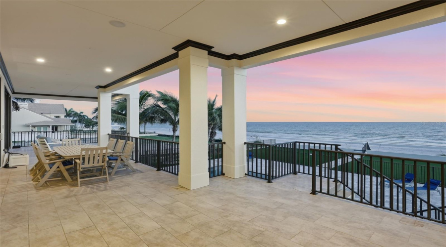Redington Beach, Florida 33708, 5 Bedroom Bedrooms, ,4 Bathroombathrooms,Residential,For Sale,Gulf,0,Mfrtb8530265