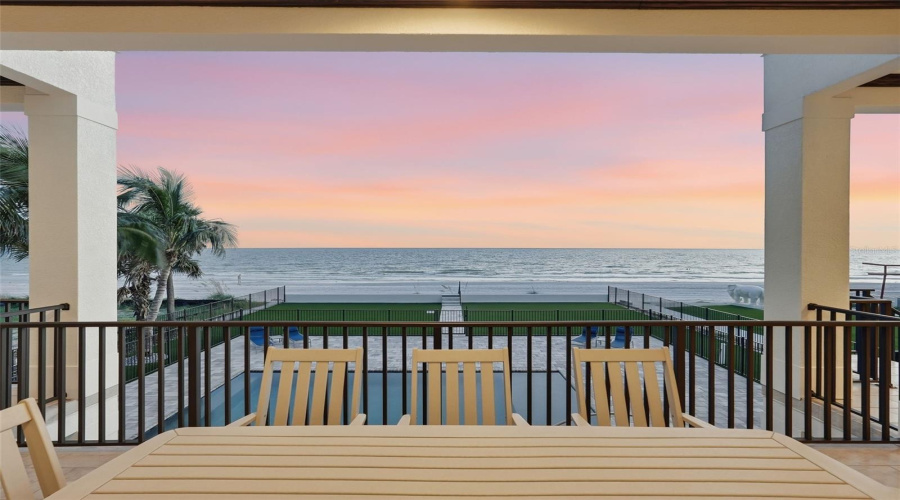 Redington Beach, Florida 33708, 5 Bedroom Bedrooms, ,4 Bathroombathrooms,Residential,For Sale,Gulf,0,Mfrtb8530265