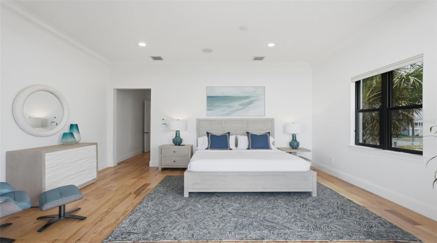 Redington Beach, Florida 33708, 5 Bedroom Bedrooms, ,4 Bathroombathrooms,Residential,For Sale,Gulf,0,Mfrtb8530265
