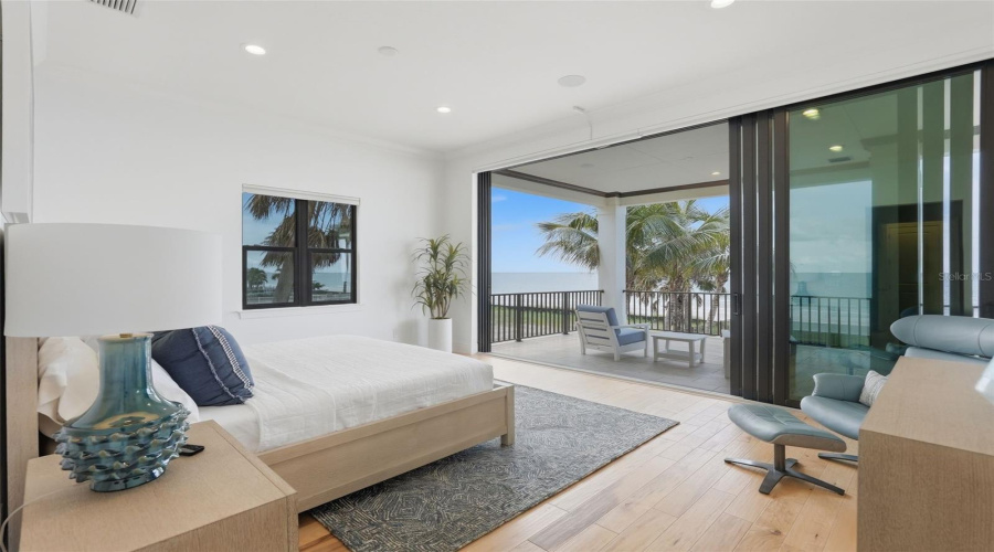 Redington Beach, Florida 33708, 5 Bedroom Bedrooms, ,4 Bathroombathrooms,Residential,For Sale,Gulf,0,Mfrtb8530265