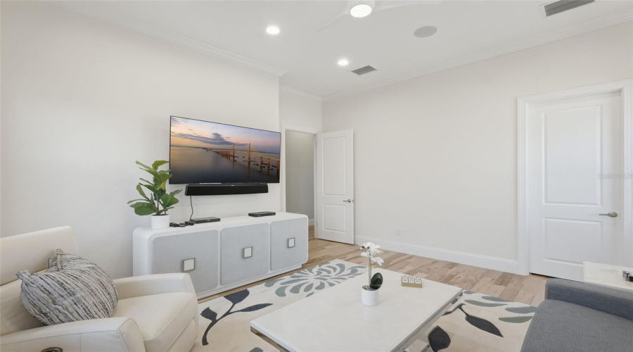 Redington Beach, Florida 33708, 5 Bedroom Bedrooms, ,4 Bathroombathrooms,Residential,For Sale,Gulf,0,Mfrtb8530265