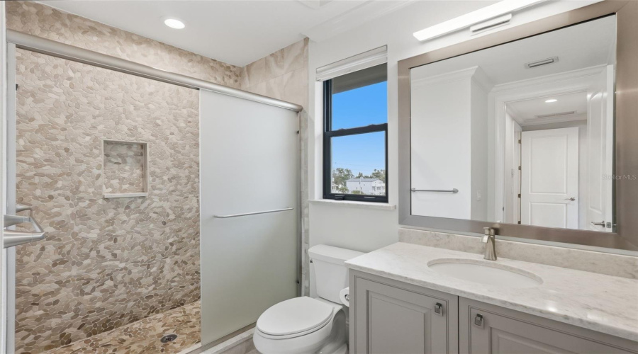 Redington Beach, Florida 33708, 5 Bedroom Bedrooms, ,4 Bathroombathrooms,Residential,For Sale,Gulf,0,Mfrtb8530265