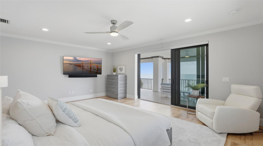 Redington Beach, Florida 33708, 5 Bedroom Bedrooms, ,4 Bathroombathrooms,Residential,For Sale,Gulf,0,Mfrtb8530265