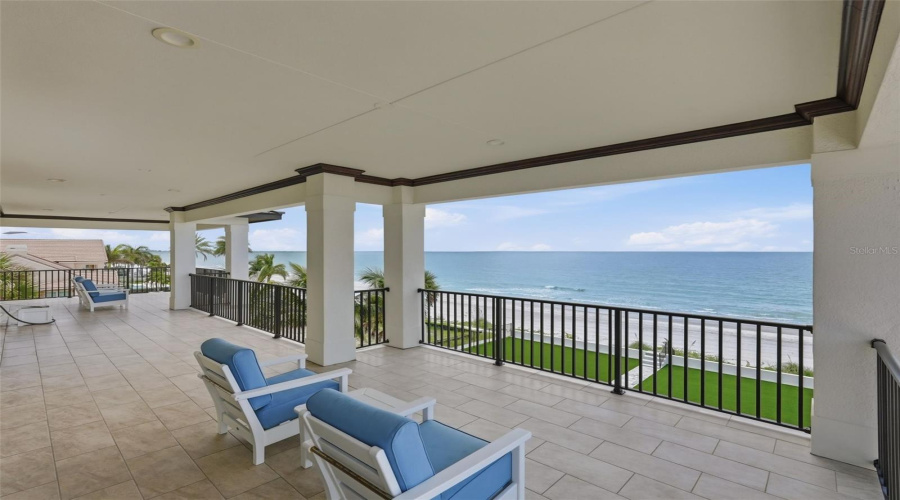 Redington Beach, Florida 33708, 5 Bedroom Bedrooms, ,4 Bathroombathrooms,Residential,For Sale,Gulf,0,Mfrtb8530265
