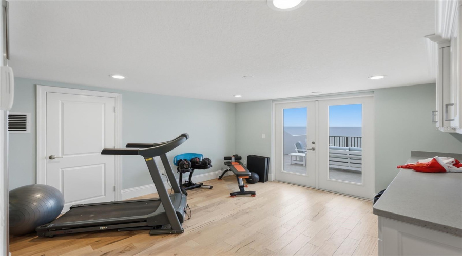 Redington Beach, Florida 33708, 5 Bedroom Bedrooms, ,4 Bathroombathrooms,Residential,For Sale,Gulf,0,Mfrtb8530265