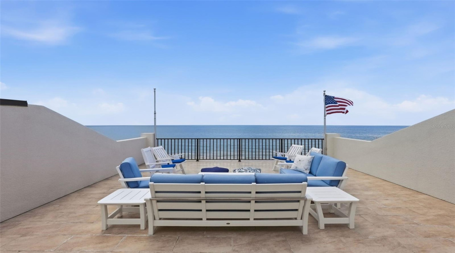 Redington Beach, Florida 33708, 5 Bedroom Bedrooms, ,4 Bathroombathrooms,Residential,For Sale,Gulf,0,Mfrtb8530265