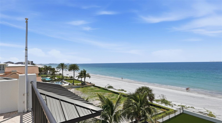 Redington Beach, Florida 33708, 5 Bedroom Bedrooms, ,4 Bathroombathrooms,Residential,For Sale,Gulf,0,Mfrtb8530265