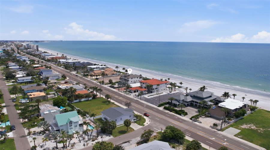 Redington Beach, Florida 33708, 5 Bedroom Bedrooms, ,4 Bathroombathrooms,Residential,For Sale,Gulf,0,Mfrtb8530265