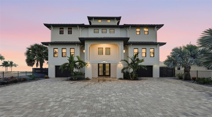 Redington Beach, Florida 33708, 5 Bedroom Bedrooms, ,4 Bathroombathrooms,Residential,For Sale,Gulf,0,Mfrtb8530265