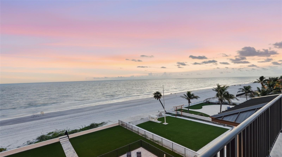 Redington Beach, Florida 33708, 5 Bedroom Bedrooms, ,4 Bathroombathrooms,Residential,For Sale,Gulf,0,Mfrtb8530265