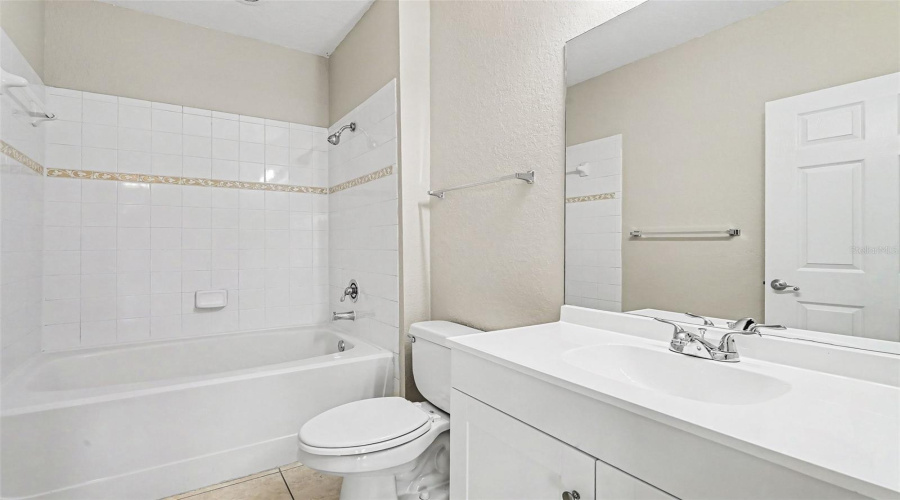 Orlando, Florida 32839, 3 Bedroom Bedrooms, ,2 Bathroombathrooms,Residential,For Sale,Grand Central,0,Mfrtb8512460