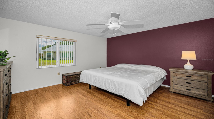 Large Primary Suite - Newer Laminate Floors