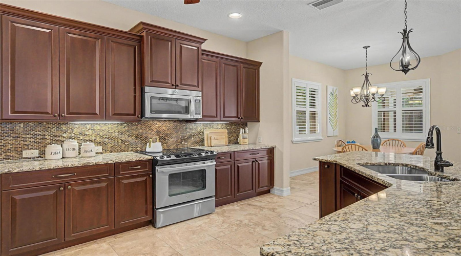 Recessed And Under Cabinet Lighting