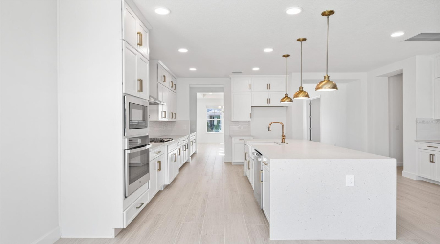 Winter Garden, Florida 34787, 4 Bedroom Bedrooms, ,4 Bathroombathrooms,Residential,For Sale,Muskgrass,0,Mfro6388174