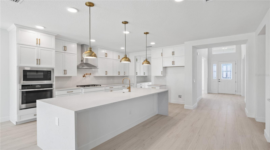 Winter Garden, Florida 34787, 4 Bedroom Bedrooms, ,4 Bathroombathrooms,Residential,For Sale,Muskgrass,0,Mfro6388174