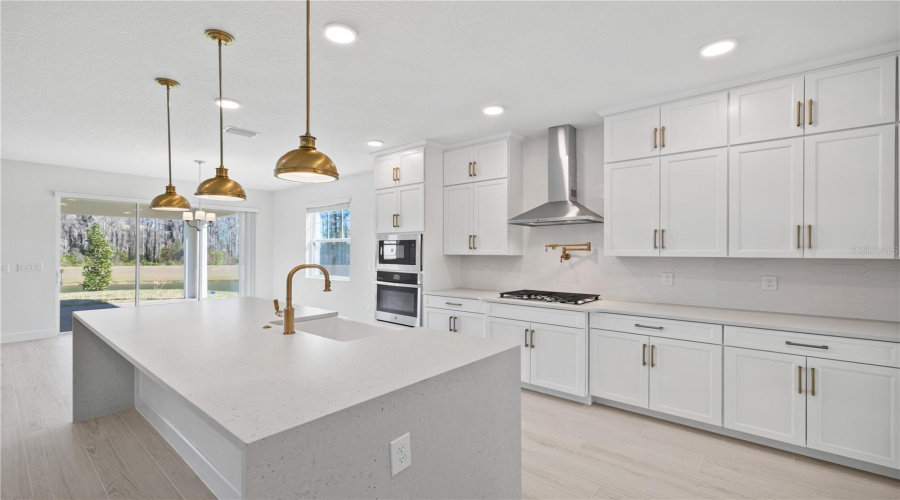 Winter Garden, Florida 34787, 4 Bedroom Bedrooms, ,4 Bathroombathrooms,Residential,For Sale,Muskgrass,0,Mfro6388174