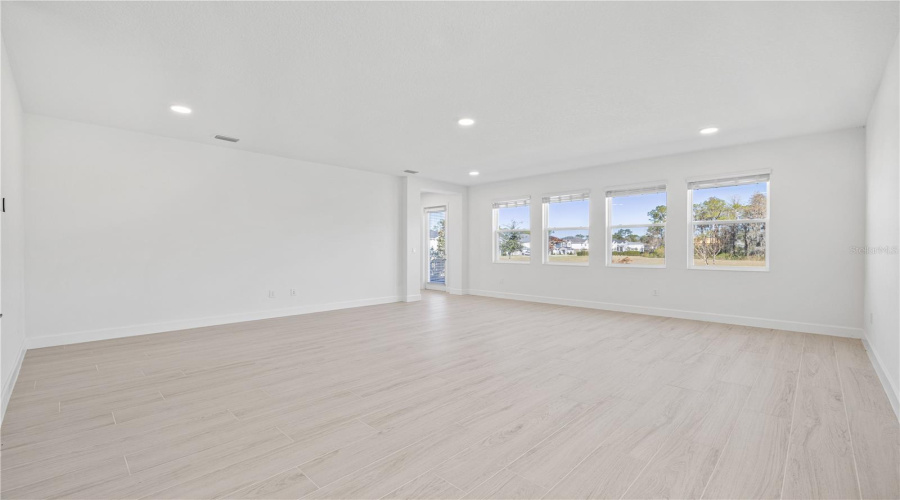 Winter Garden, Florida 34787, 4 Bedroom Bedrooms, ,4 Bathroombathrooms,Residential,For Sale,Muskgrass,0,Mfro6388174
