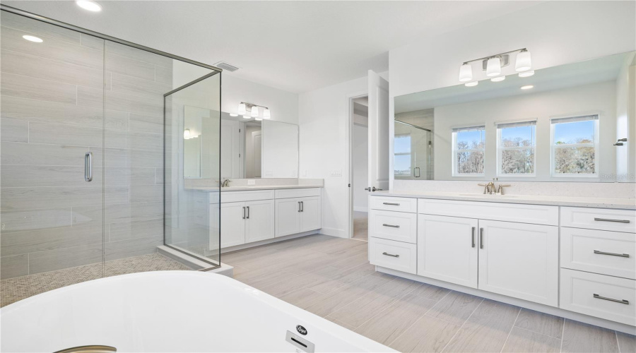 Winter Garden, Florida 34787, 4 Bedroom Bedrooms, ,4 Bathroombathrooms,Residential,For Sale,Muskgrass,0,Mfro6388174
