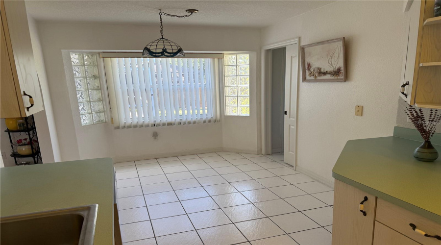 Port Charlotte, Florida 33952, 2 Bedroom Bedrooms, ,2 Bathroombathrooms,Residential,For Sale,Beaverton,0,Mfra4653928