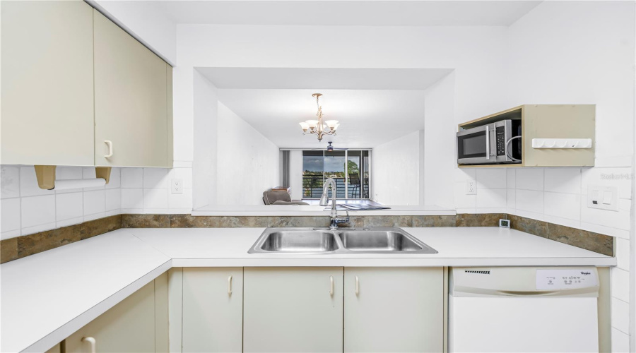 Kitchen Pass Through To Dining Area