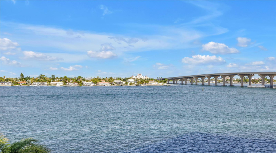 St Petersburg, Florida 33715, 2 Bedroom Bedrooms, ,2 Bathroombathrooms,Residential,For Sale,Bahia Del Mar,0,Mfrtb8531323