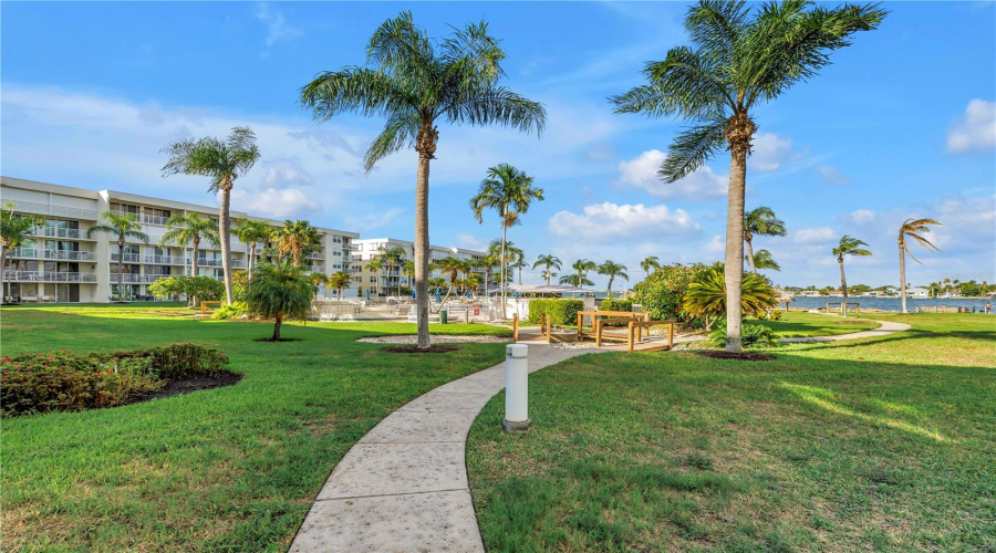 St Petersburg, Florida 33715, 2 Bedroom Bedrooms, ,2 Bathroombathrooms,Residential,For Sale,Bahia Del Mar,0,Mfrtb8531323