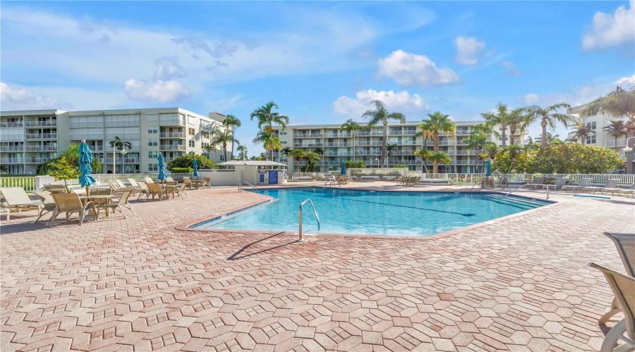 St Petersburg, Florida 33715, 2 Bedroom Bedrooms, ,2 Bathroombathrooms,Residential,For Sale,Bahia Del Mar,0,Mfrtb8531323