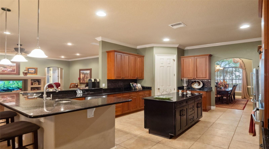 Clermont, Florida 34711, 5 Bedroom Bedrooms, ,4 Bathroombathrooms,Residential,For Sale,Priebe Rd,0,Mfrg5116899