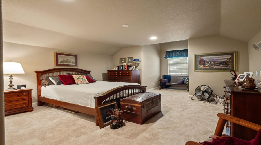Clermont, Florida 34711, 5 Bedroom Bedrooms, ,4 Bathroombathrooms,Residential,For Sale,Priebe Rd,0,Mfrg5116899
