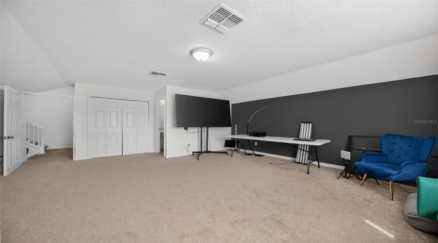 Ocoee, Florida 34761, 6 Bedroom Bedrooms, ,4 Bathroombathrooms,Residential,For Sale,Laurel Blossom,0,Mfrtb8542993