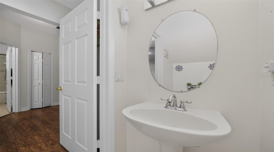 Ocoee, Florida 34761, 6 Bedroom Bedrooms, ,4 Bathroombathrooms,Residential,For Sale,Laurel Blossom,0,Mfrtb8542993