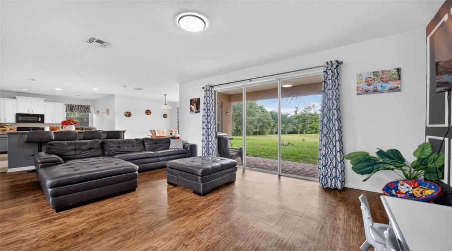 Ocoee, Florida 34761, 6 Bedroom Bedrooms, ,4 Bathroombathrooms,Residential,For Sale,Laurel Blossom,0,Mfrtb8542993