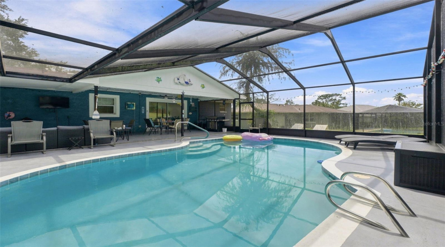 Pool View To Home