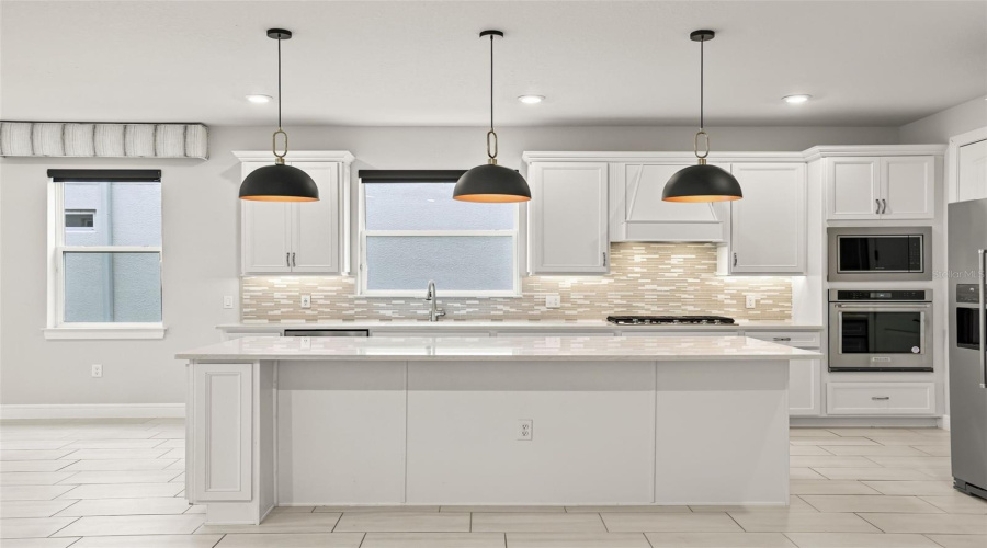 Winter Garden, Florida 34787, 3 Bedroom Bedrooms, ,3 Bathroombathrooms,Residential,For Sale,Sunny Retreat,0,Mfro6436813