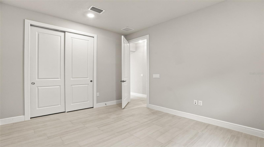 Winter Garden, Florida 34787, 3 Bedroom Bedrooms, ,3 Bathroombathrooms,Residential,For Sale,Sunny Retreat,0,Mfro6436813