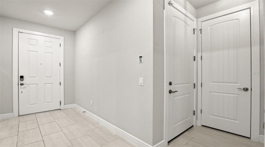 Winter Garden, Florida 34787, 3 Bedroom Bedrooms, ,3 Bathroombathrooms,Residential,For Sale,Sunny Retreat,0,Mfro6436813
