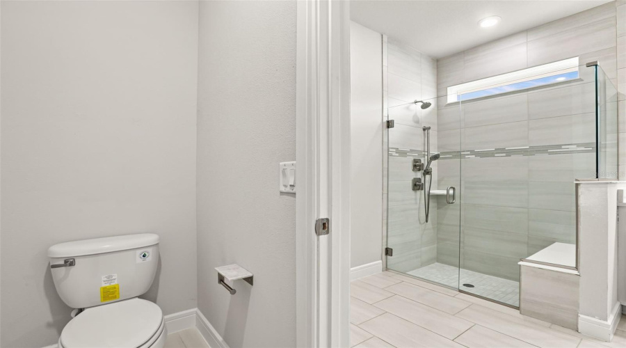 Winter Garden, Florida 34787, 3 Bedroom Bedrooms, ,3 Bathroombathrooms,Residential,For Sale,Sunny Retreat,0,Mfro6436813