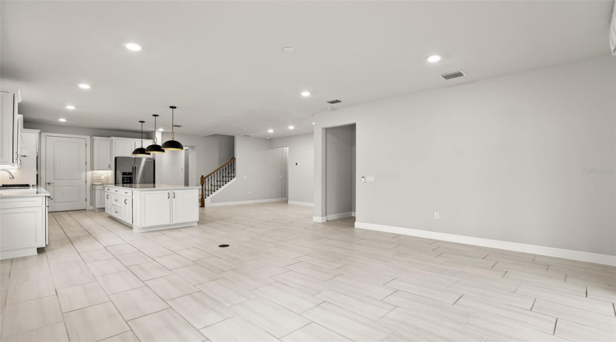 Winter Garden, Florida 34787, 3 Bedroom Bedrooms, ,3 Bathroombathrooms,Residential,For Sale,Sunny Retreat,0,Mfro6436813